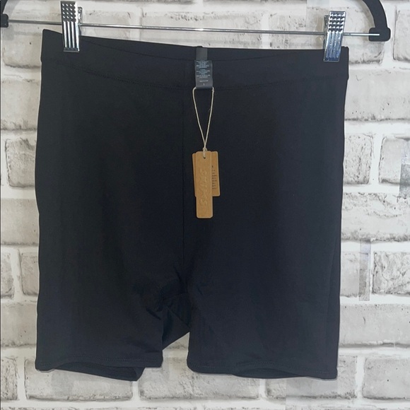 SKIMS Pants - SKIMS Black Bike Shorts